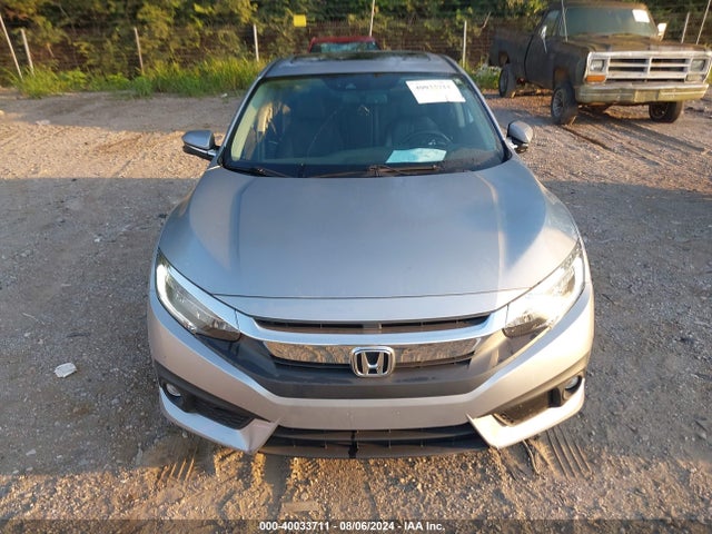 Honda Civic Touring 2016 19XFC1F90GE040979 Image 12