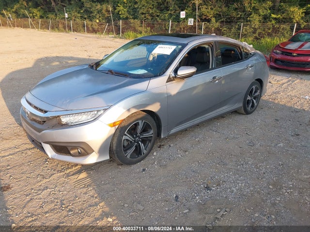 Honda Civic Touring 2016 19XFC1F90GE040979 Image 2