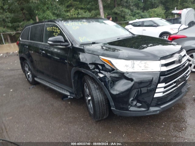 Toyota Highlander Le 2019 5TDZZRFH4KS323627 Image 1