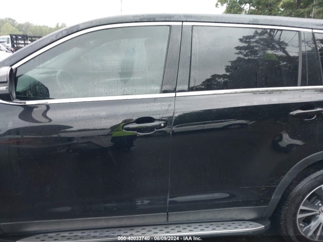 Toyota Highlander Le 2019 5TDZZRFH4KS323627 Image 14