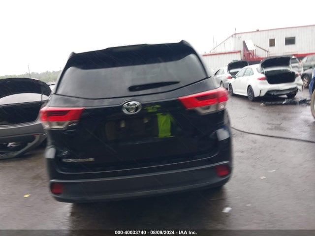 Toyota Highlander Le 2019 5TDZZRFH4KS323627 Image 16