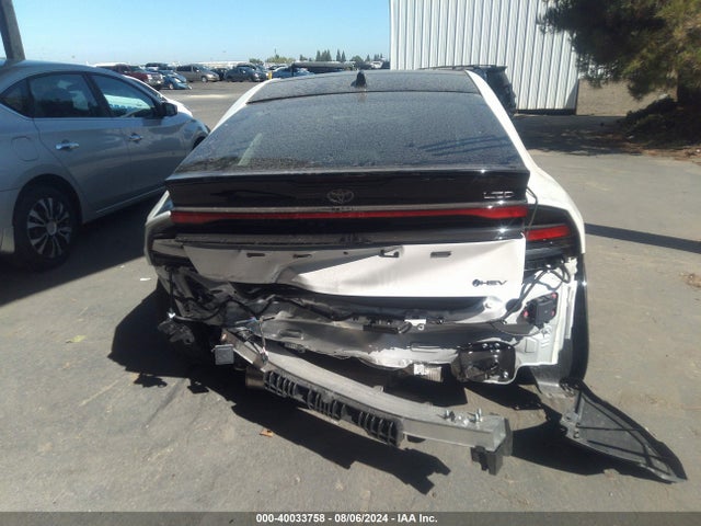 JTDACAAUXR3025504 Toyota Prius Limited