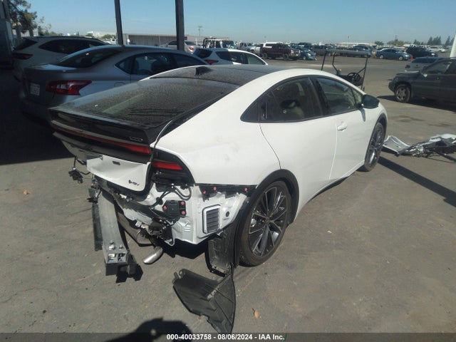 JTDACAAUXR3025504 Toyota Prius Limited