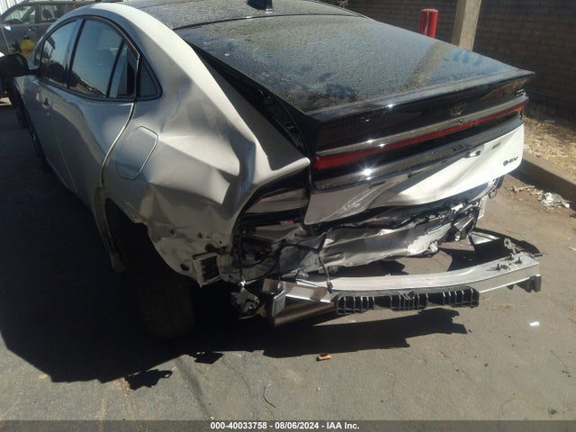 JTDACAAUXR3025504 Toyota Prius Limited