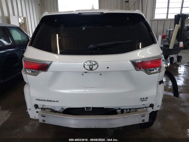 Toyota Highlander Xle V6 2016 5TDJKRFH3GS243678 Image 16