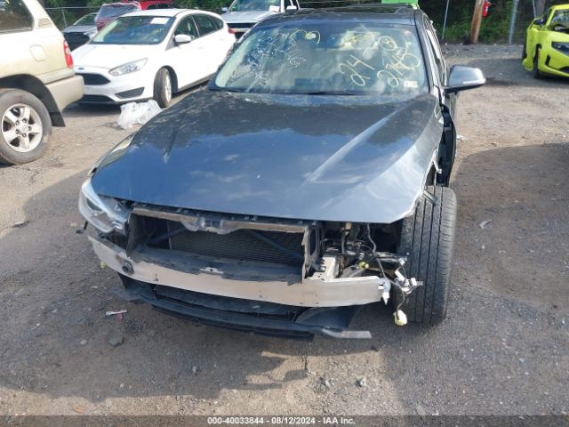 WBA3B3G57FNR86825 BMW 328i Xdrive