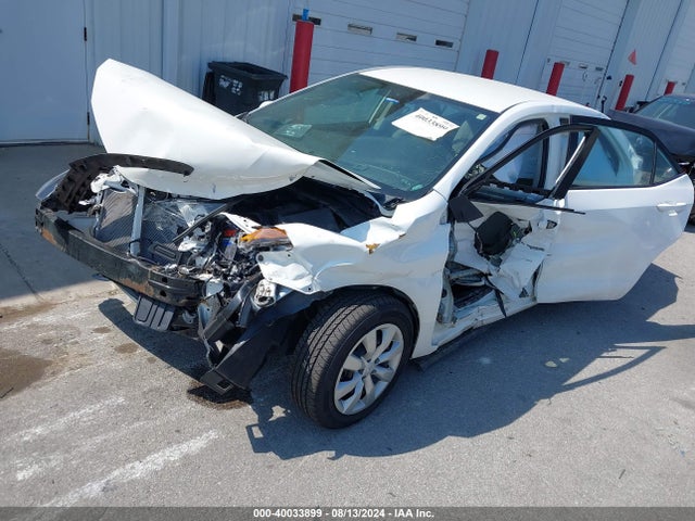 Toyota COROLLA LE 2016 2T1BURHE2GC482990 Image 2