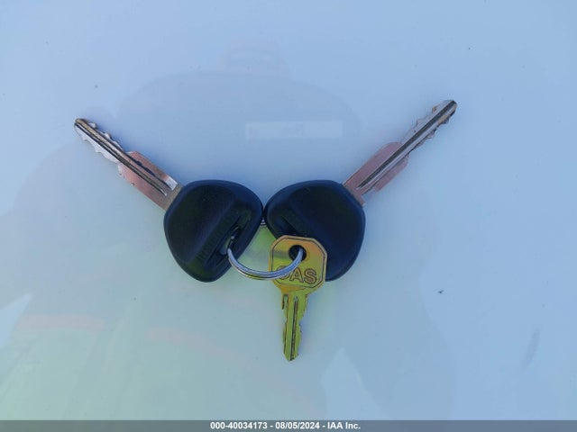 2003 MITSUBISHI LANCER JA3AJ26E83U052102 Photo 10