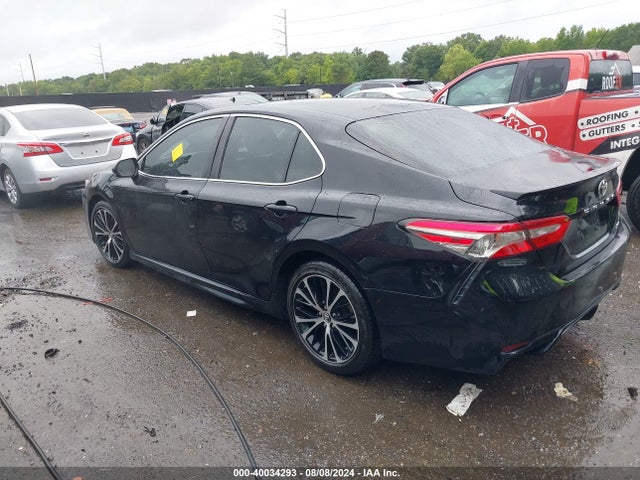 Toyota CAMRY SE 2018 4T1B11HK9JU080938 Image 3