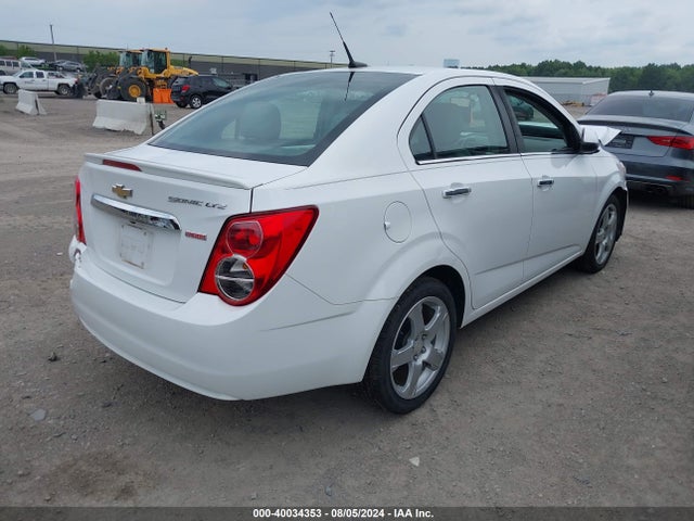 Chevrolet Sonic Ltz Auto 2014 1G1JE5SB4E4239013 Image 4