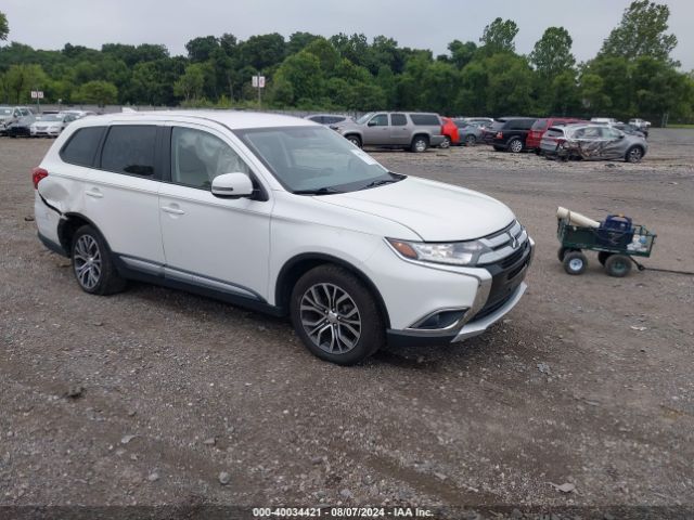2018 MITSUBISHI OUTLANDER JA4AD3A31JZ008585 Photo 0