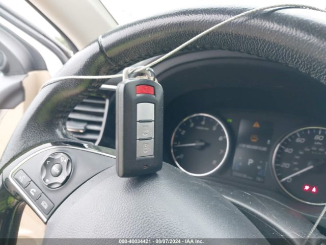 2018 MITSUBISHI OUTLANDER JA4AD3A31JZ008585 Photo 10