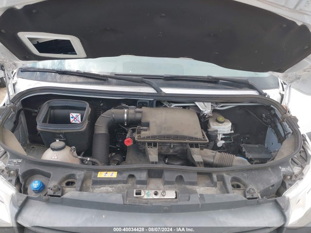 W1W4DBHY3MT053781 Mercedes-Benz Sprinter 2500 Standard Roof I4 Diesel