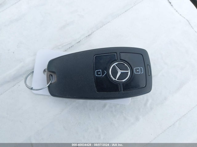 W1W4DBHY3MT053781 Mercedes-Benz Sprinter 2500 Standard Roof I4 Diesel