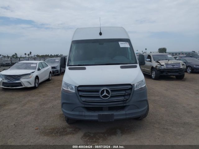 W1W4DBHY3MT053781 Mercedes-Benz Sprinter 2500 Standard Roof I4 Diesel