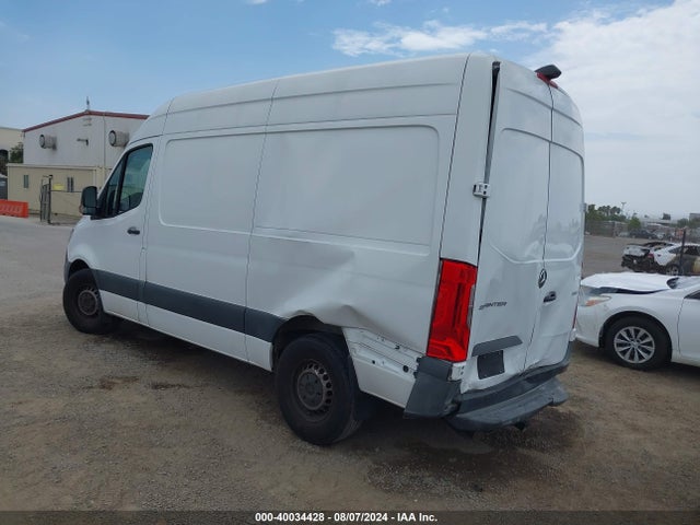 W1W4DBHY3MT053781 Mercedes-Benz Sprinter 2500 Standard Roof I4 Diesel