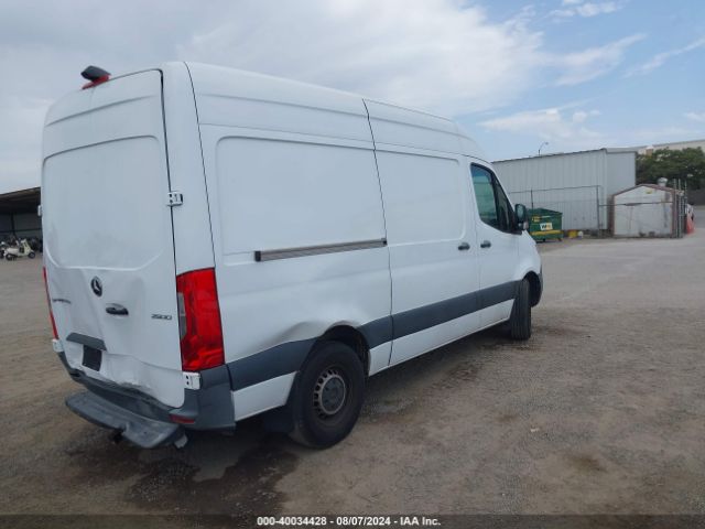 W1W4DBHY3MT053781 Mercedes-Benz Sprinter 2500 Standard Roof I4 Diesel