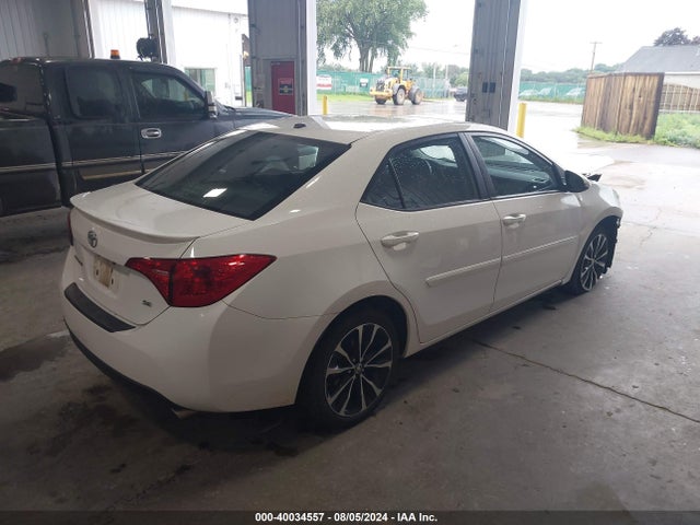 Toyota COROLLA SE 2017 2T1BURHE1HC808909 Image 4