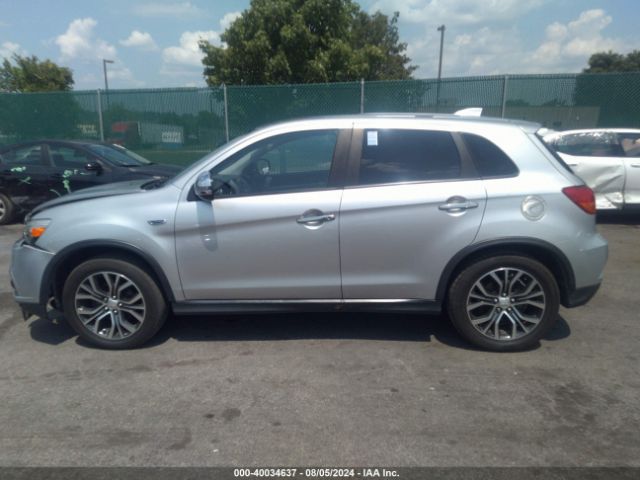 JA4AP3AU1KU027863 Mitsubishi Outlander Sport 2.0 Es