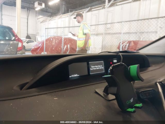 JTDKARFU5H3034711 Toyota Prius Four
