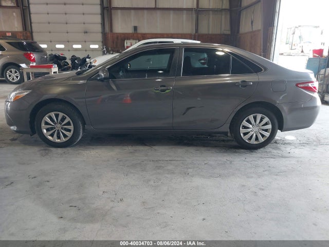 Toyota CAMRY LE 2016 4T4BF1FK9GR524063 Image 14