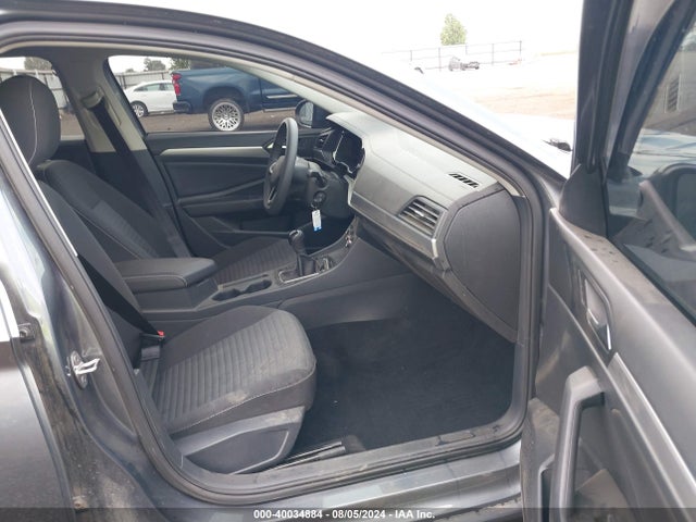 3VWNM7BU6NM028793 Volkswagen Jetta 1.5t S