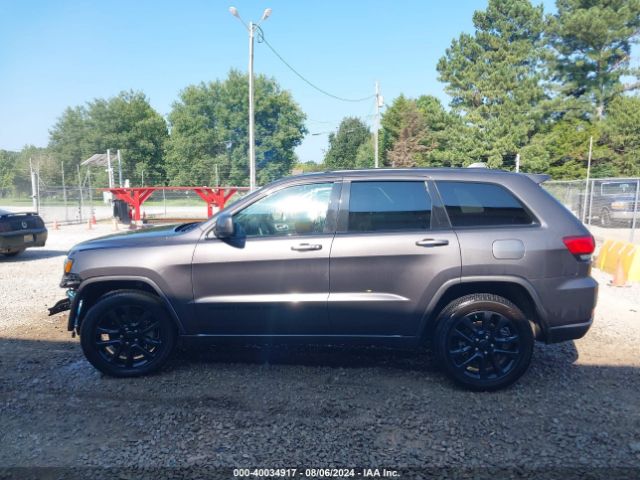 1C4RJEAG9MC570032 Jeep Grand Cherokee Laredo X 4x2