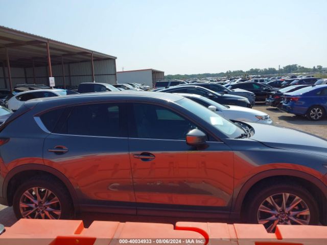 JM3KFBEY3K0585829 Mazda Cx-5 Signature