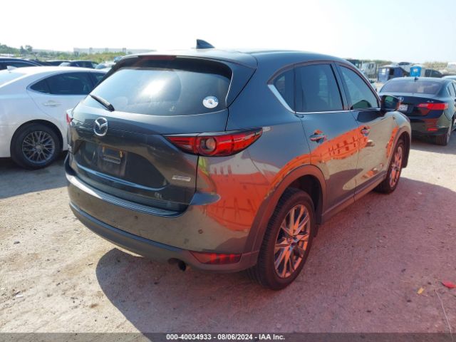 JM3KFBEY3K0585829 Mazda Cx-5 Signature