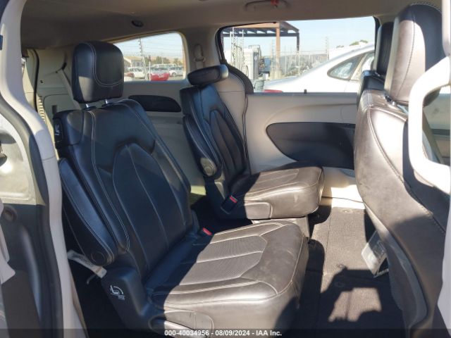 2C4RC1DG2MR532129 Chrysler Voyager Lxi