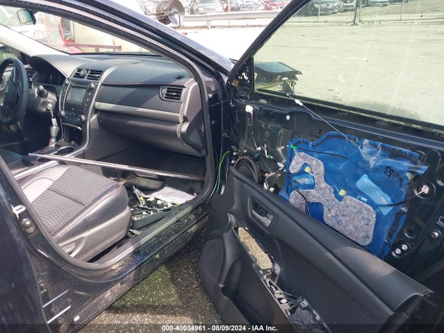 Aukcja sprzedaży 2015 Toyota Camry Se, vin: 4T1BF1FK1FU104404, numer aukcji: 40034961