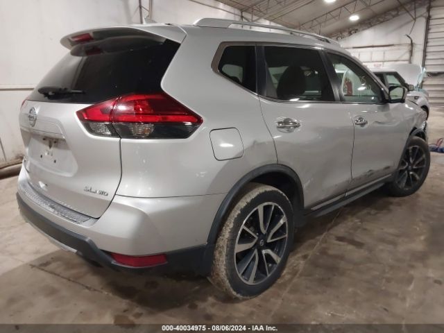 JN8AT2MV2HW023841 Nissan Rogue Sl