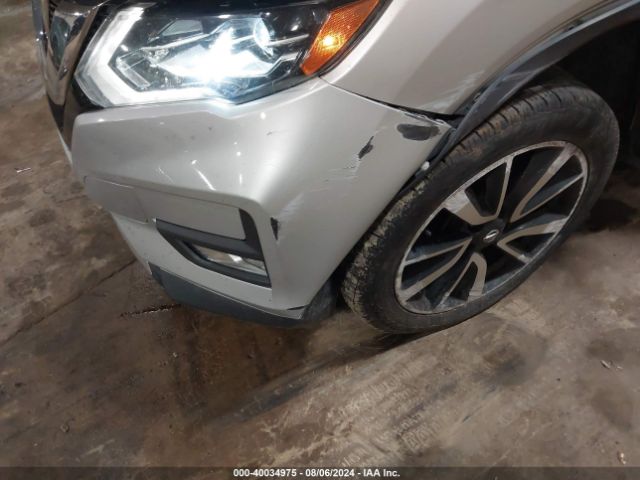 JN8AT2MV2HW023841 Nissan Rogue Sl
