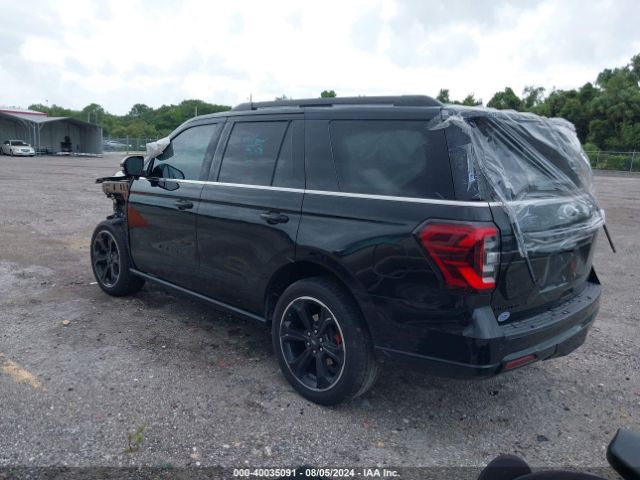 1FMJU1KG3PEA17621 Ford Expedition Limited