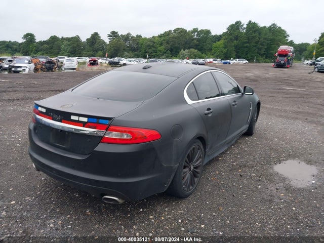 2011 JAGUAR XF SAJWA0FB6BLS13635 Photo 3
