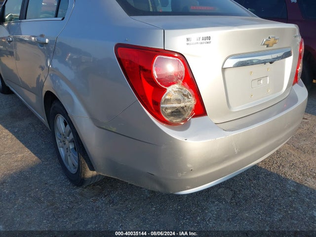 Chevrolet Sonic Lt Auto 2015 1G1JC5SH3F4220223 Image 12