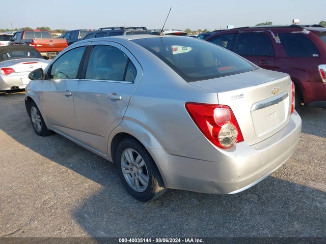 Chevrolet Sonic Lt Auto 2015 1G1JC5SH3F4220223 Image 3
