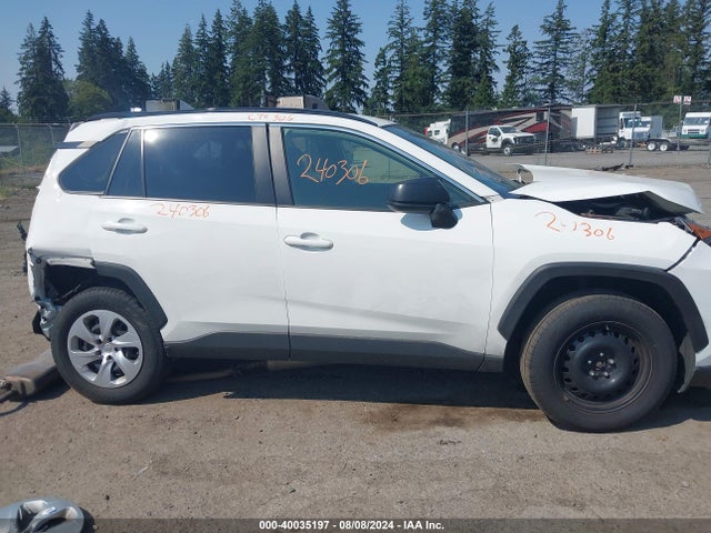 Toyota RAV4 LE 2019 JTMF1RFV1KD520119 Image 13