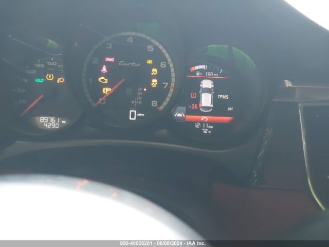 WP1AF2A53FLB93081 Porsche Macan Turbo