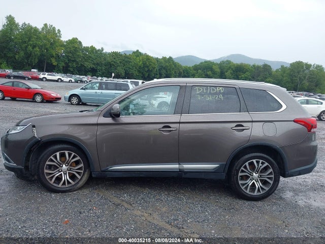 JA4AZ3A33HZ038358 Mitsubishi Outlander Se/sel