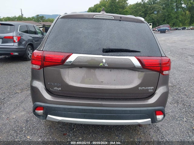 JA4AZ3A33HZ038358 Mitsubishi Outlander Se/sel