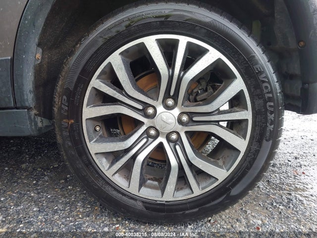 JA4AZ3A33HZ038358 Mitsubishi Outlander Se/sel