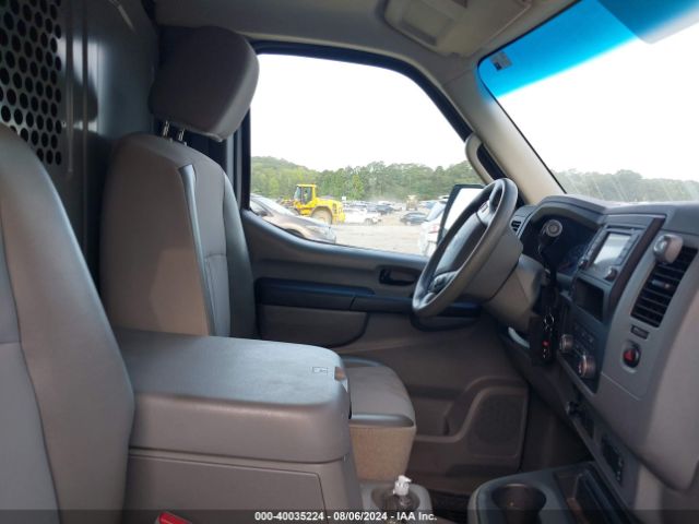 1N6BF0KY6FN802006 Nissan Nv Cargo Nv2500 Hd Sv V6