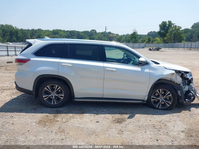 Toyota Highlander Xle V6 2016 5TDKKRFHXGS167445 Image 14