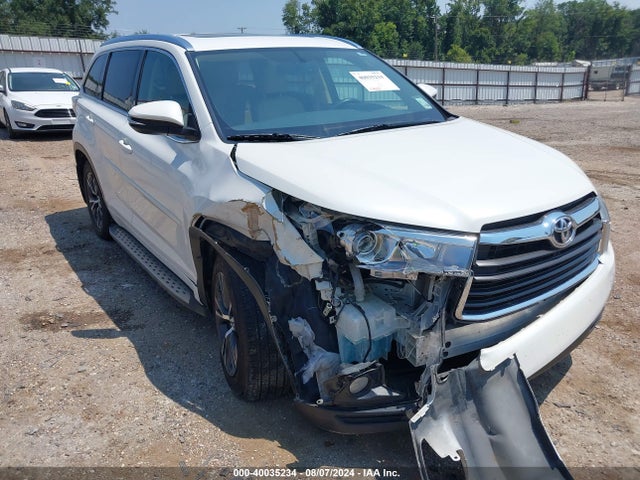 Toyota Highlander Xle V6 2016 5TDKKRFHXGS167445 Image 12