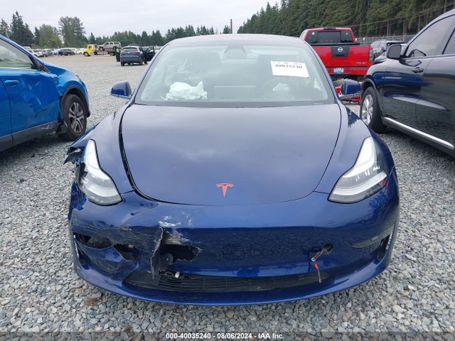Tesla Model 3 Long Range/mid Range 2018 5YJ3E1EA5JF033410 Image 12