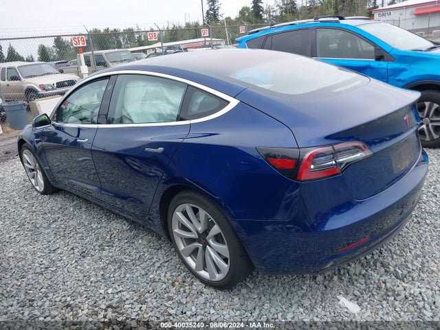Tesla Model 3 Long Range/mid Range 2018 5YJ3E1EA5JF033410 Image 3