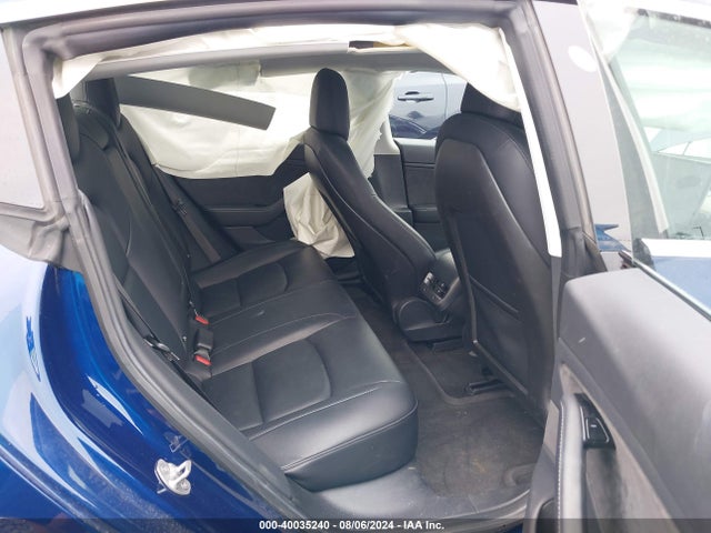 Tesla Model 3 Long Range/mid Range 2018 5YJ3E1EA5JF033410 Image 8
