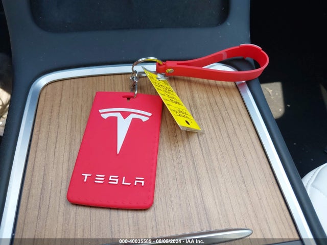 2021 TESLA MODEL Y 5YJYGDEF7MF264620 Photo 10