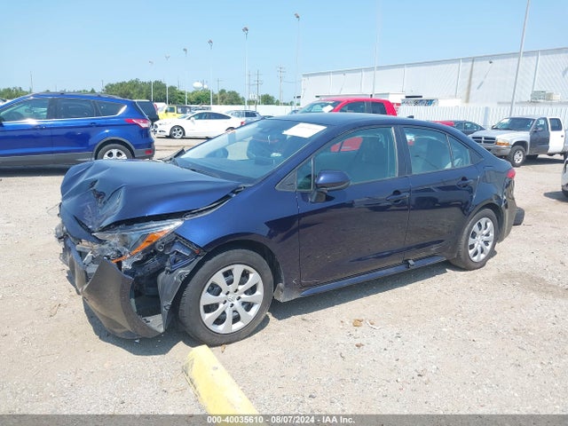 Toyota COROLLA LE 2021 5YFEPMAE5MP261154 Image 2